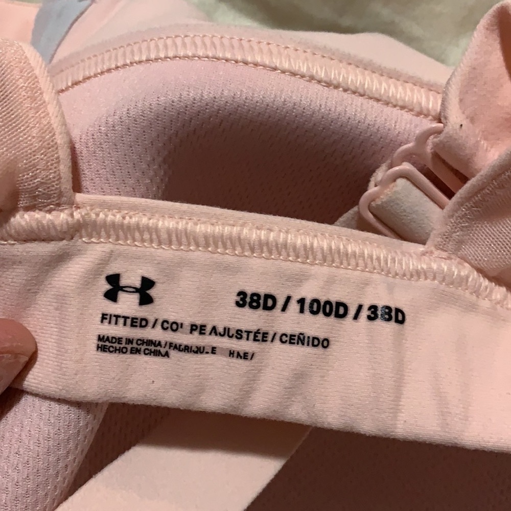 Under armour zip sports bra, 38D - Picture 3 of 4